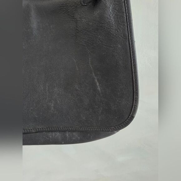 Vintage Coach Hippie Flap Bag Black 9134 12.5x10 Sling - Picture 3 of 16